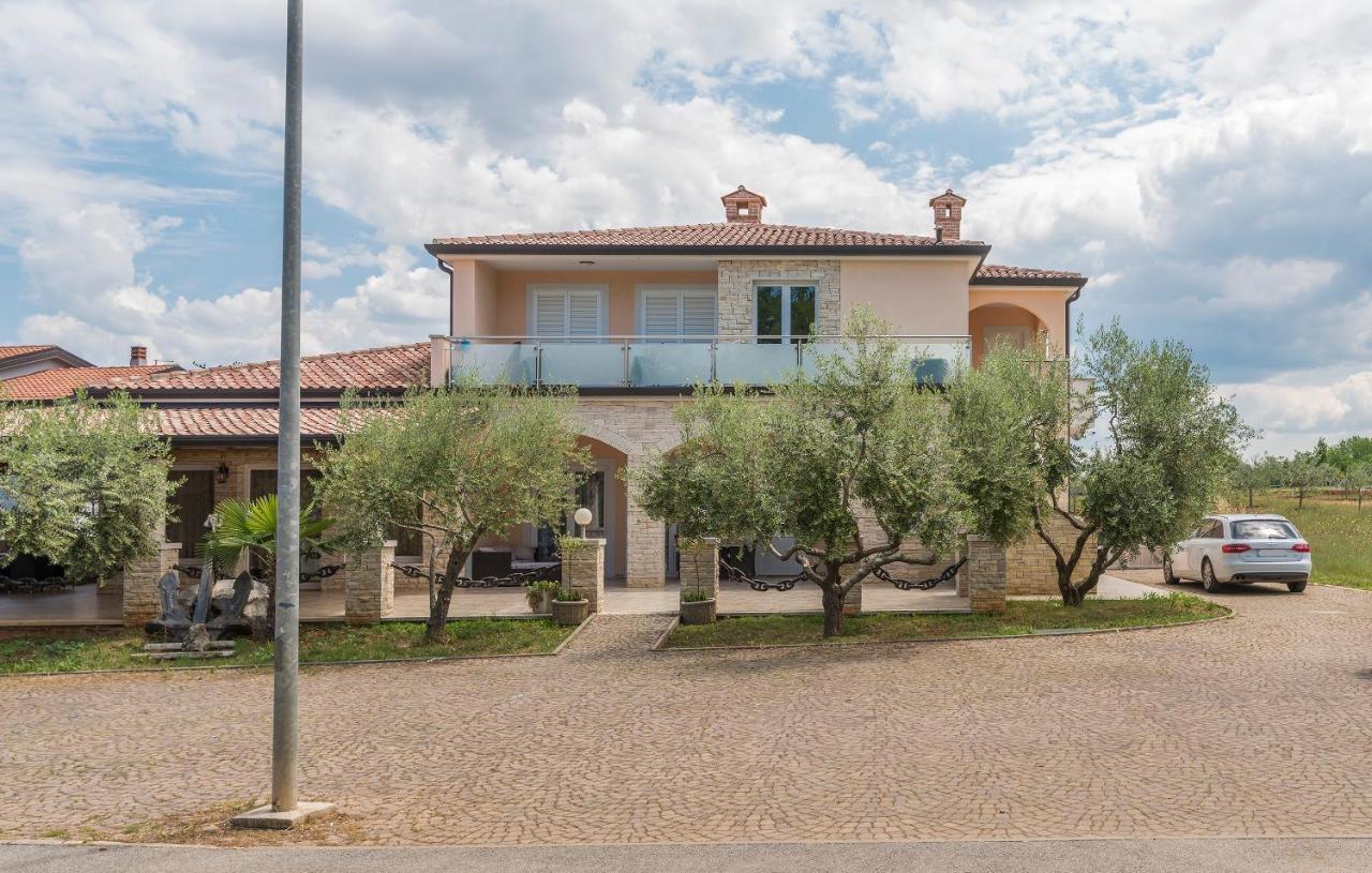 Villa Ancora Savudrija Luaran gambar